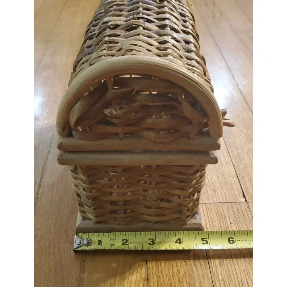 Vintage Wicker Rattan Small Trunk Style Storage Box Cottagecore Boho